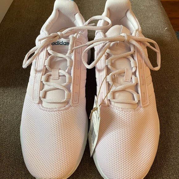*BRAND NEW WITH TAGS* Women’s Adidas Racer TR21 Sneakers - Picture 3 of 7